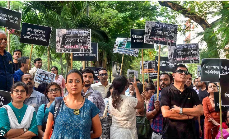 Thousands march in India as doctors resume strike