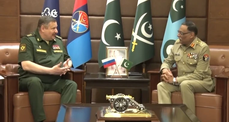 Russian Deputy Chief of General Staff calls on General Sahir Shamshad Mirza