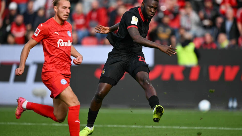 Careless Leverkusen held to Bundesliga draw