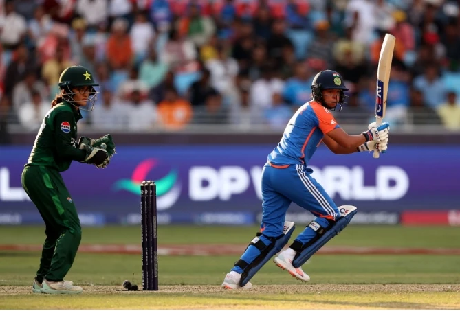 Women’s T20 World Cup: India beat Pakistan by six wickets