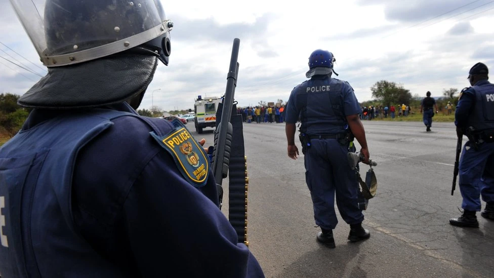 Attack in South Africa claims lives of six security guards