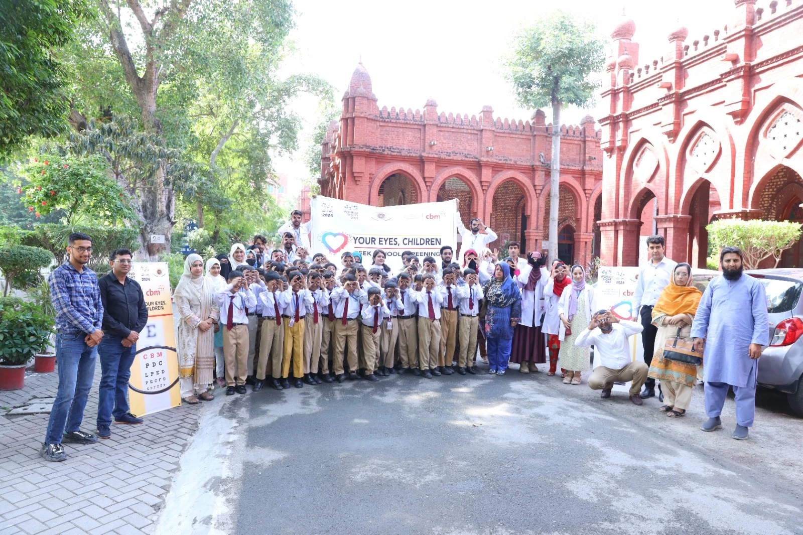 20pc children of a Lahore school diagnosed with vision disorders during Screening of Myopia camp