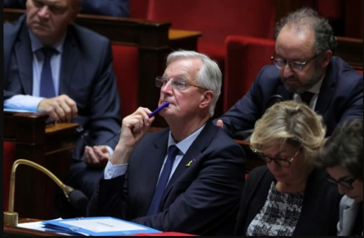 New French PM survives first no-confidence motion