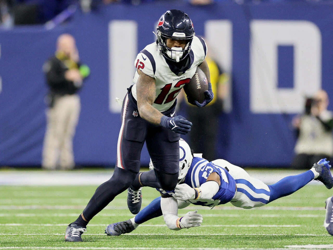 Texans receiver Collins, Pats' safety Peppers out for NFL clash