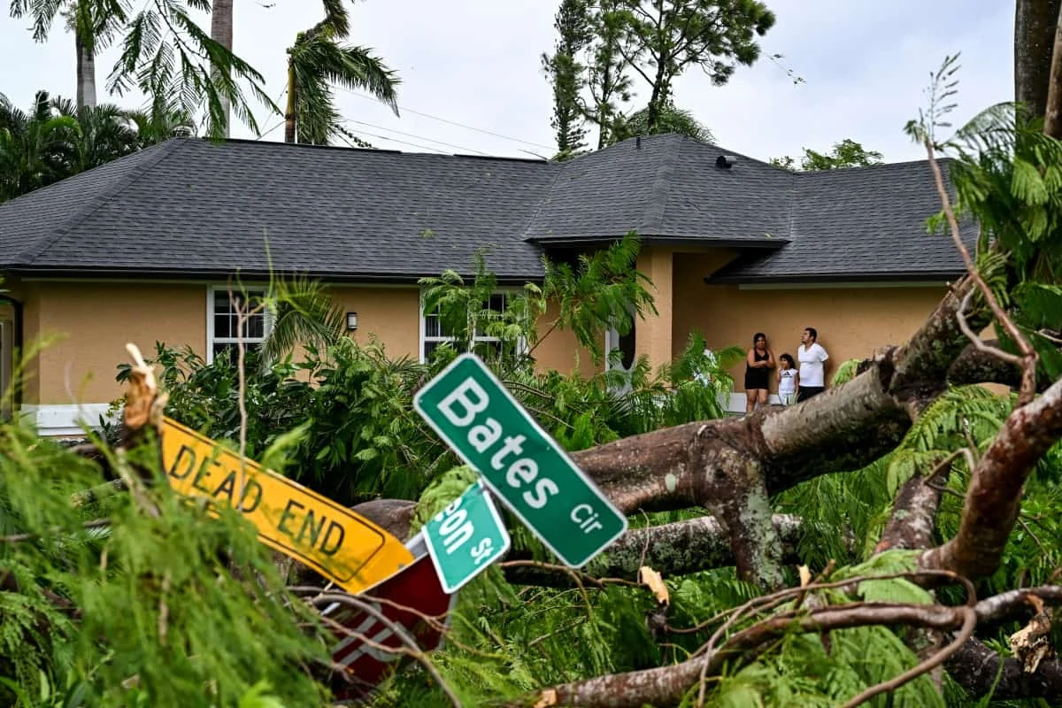 Hurricane Milton tornadoes kill four in Florida amid rescue efforts