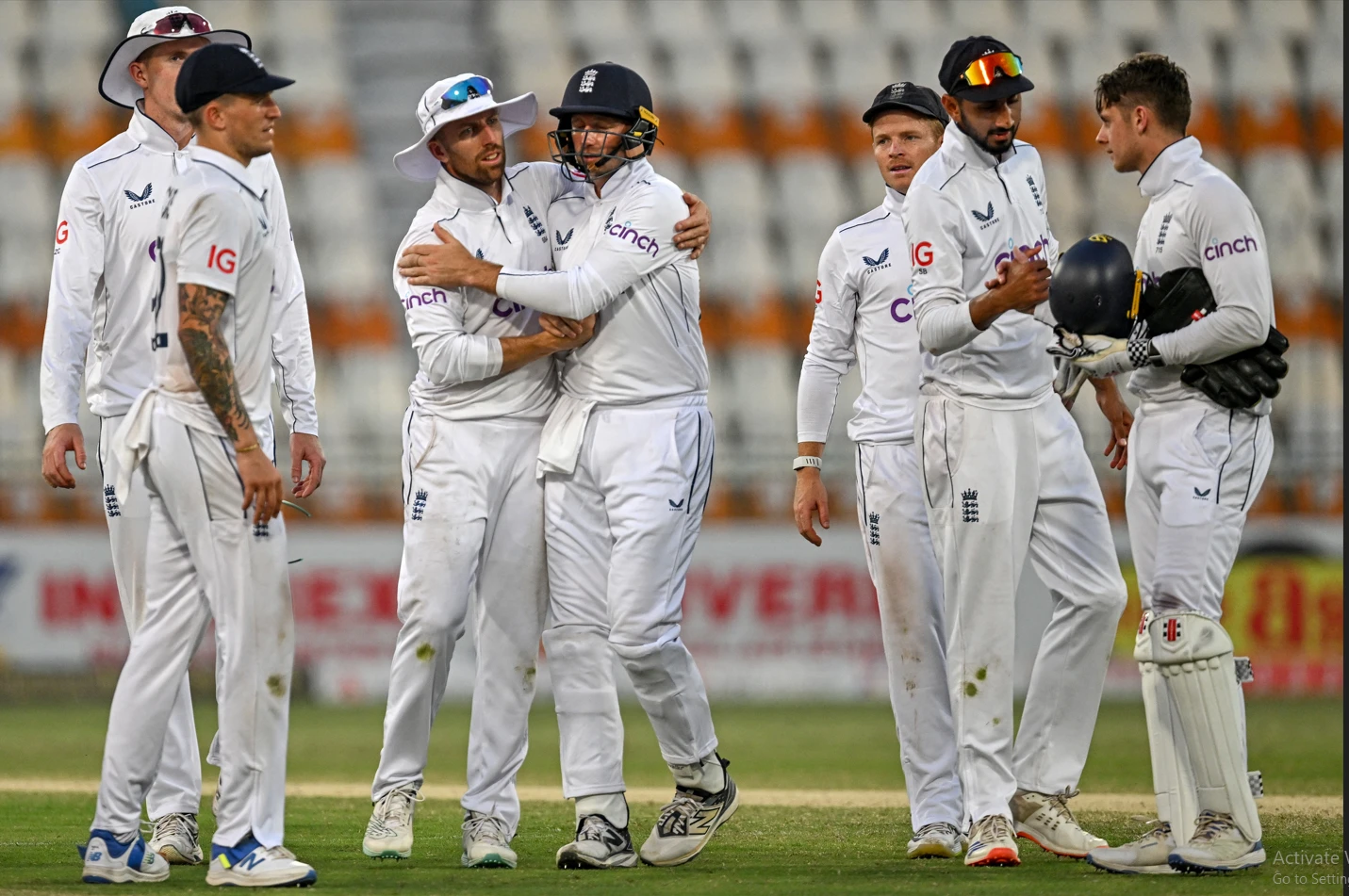 Leach leads England's rout of Pakistan in first Test