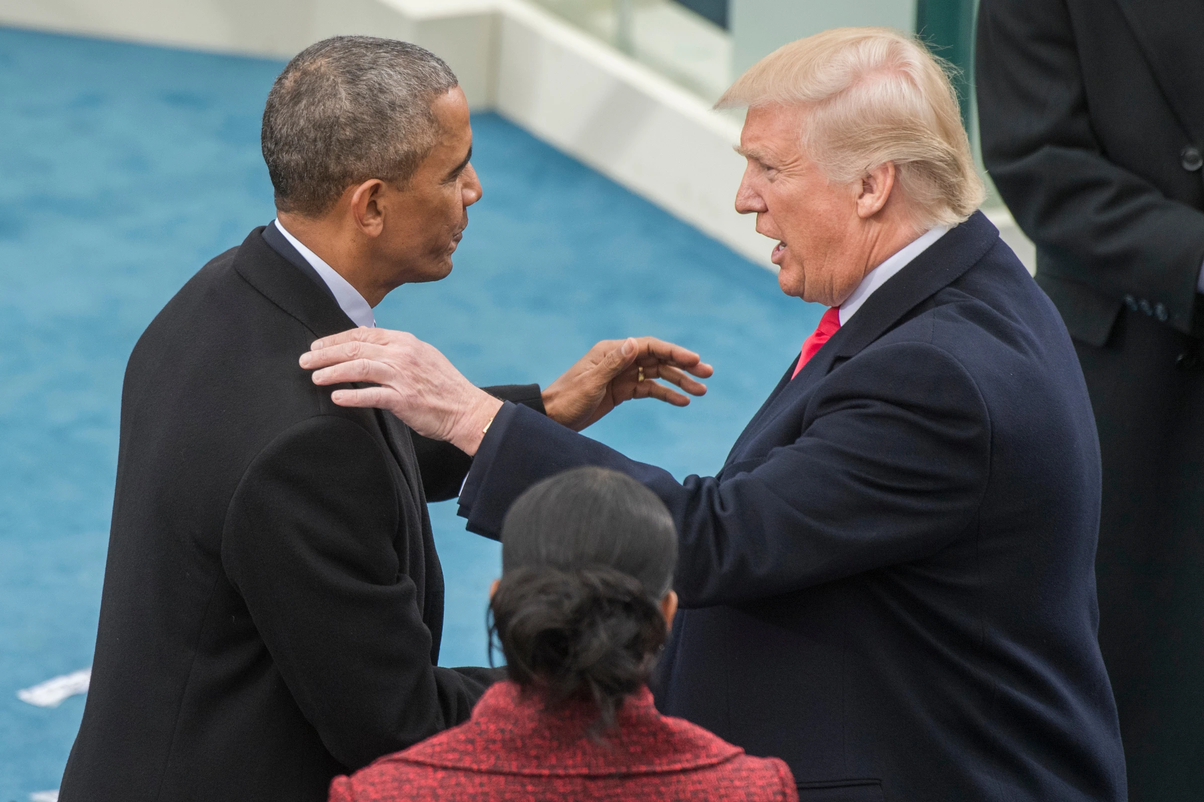 Obama blasts 'crazy' Trump in first rally for Harris