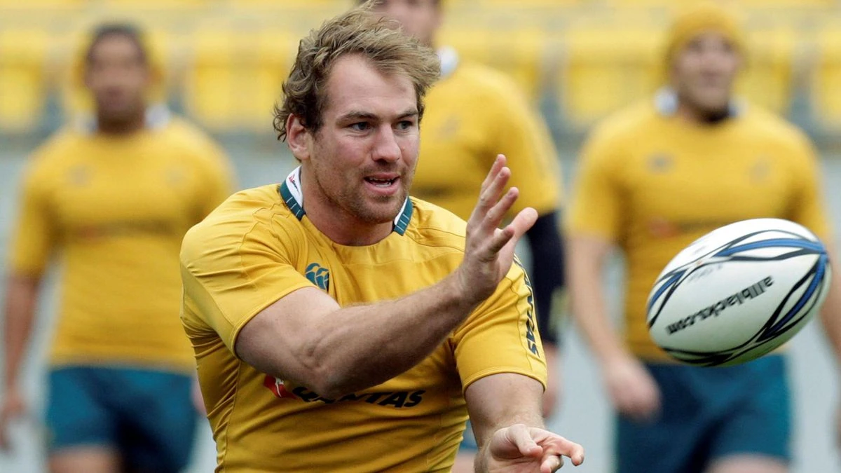 Ex-Wallabies star Rocky Elsom faces international arrest warrant