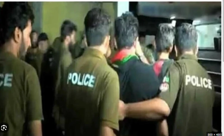 Lahore Police round up over 35 PTI workers ahead of party’s October 15 protest