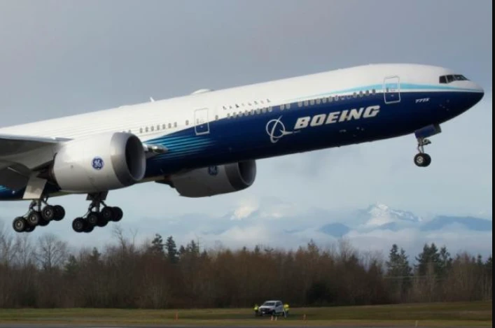 Boeing unveils plans to raise up to $25b in new funding