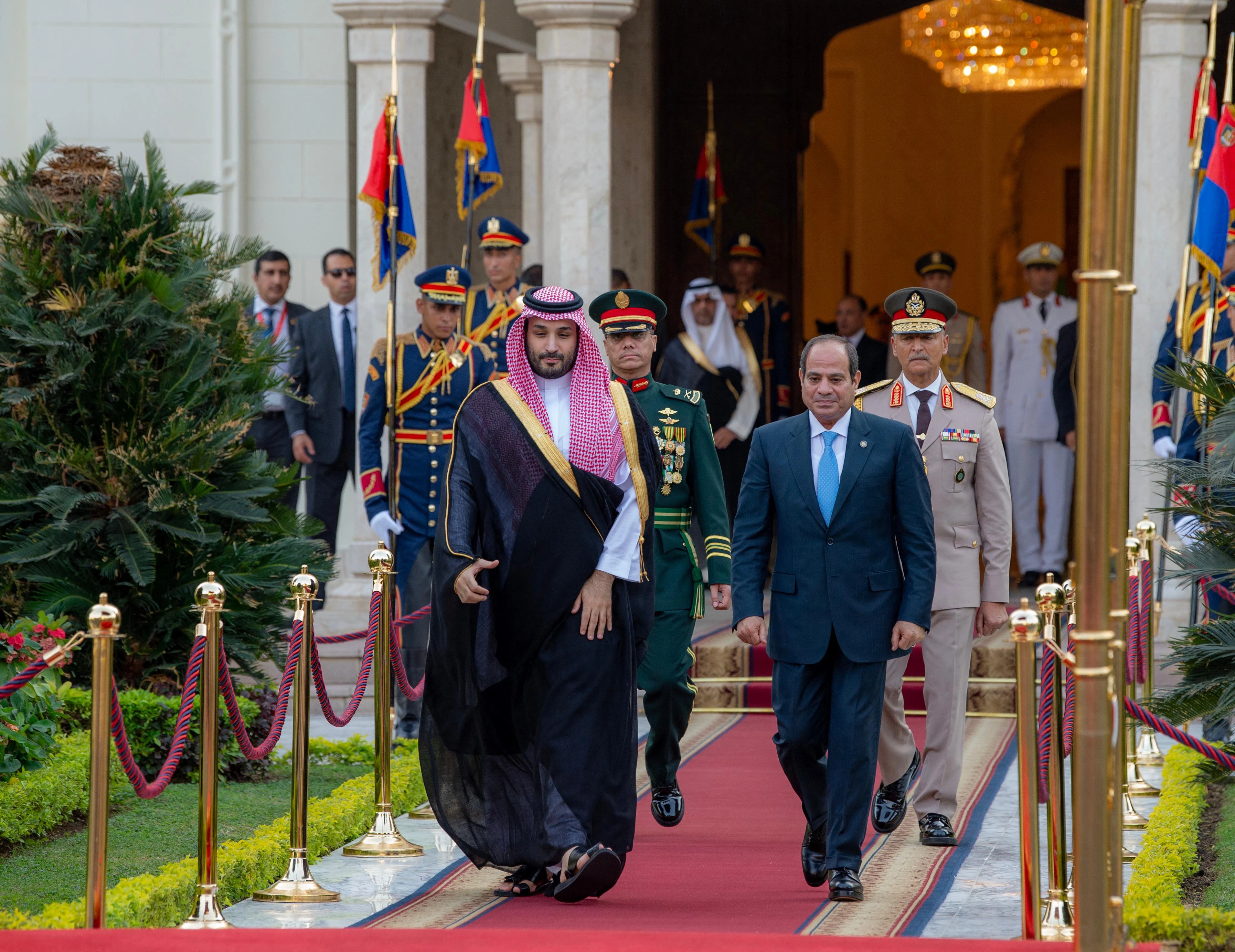 Saudi crown prince holds talks with Sisi in Cairo, eyeing fresh investments