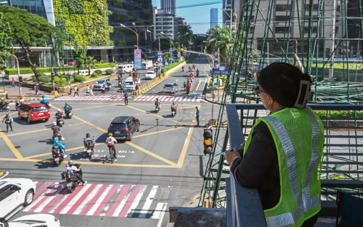 Manila's car counters help address 'world's worst traffic'