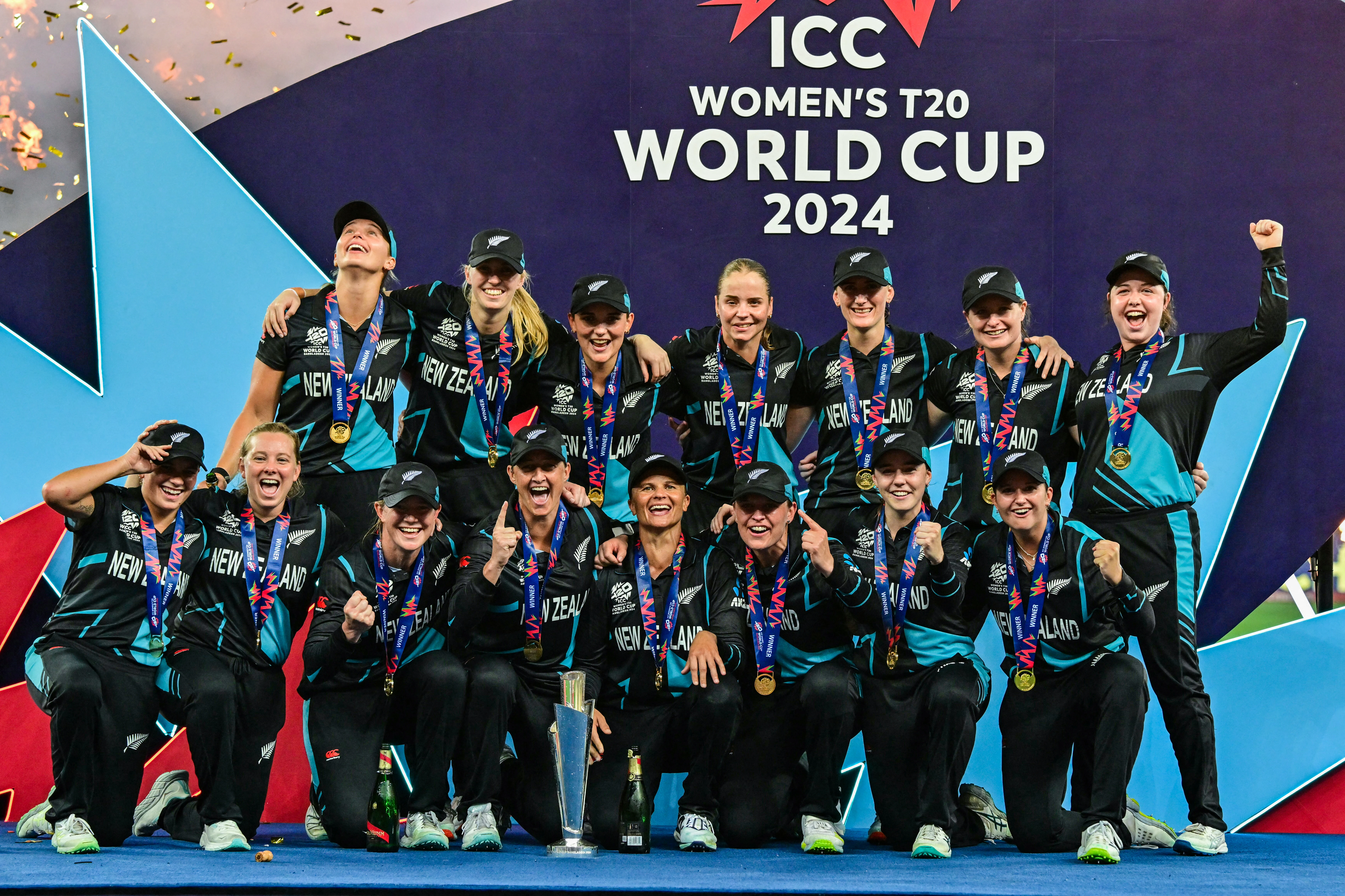 'Once in a lifetime' Kerr leads New Zealand to Women's T20 World Cup triumph