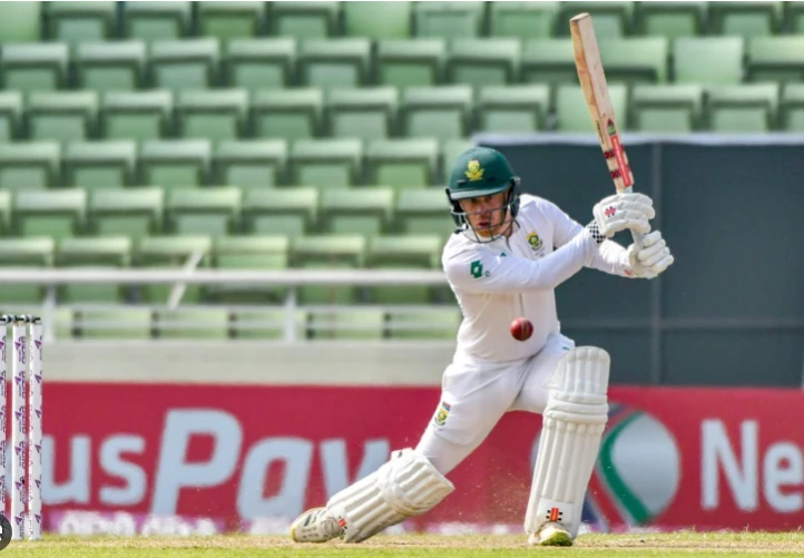 South Africa out for 308 against Bangladesh, lead by 202