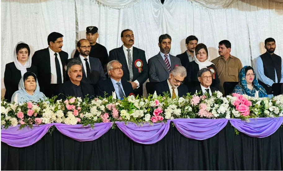 Supreme Court Bar and Pakistan Bar Councils hold farewell dinner for CJP Qazi Issa