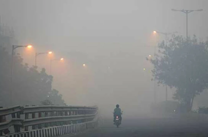 Indian smog poisons Lahore air to dangerous level