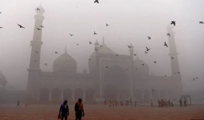 Lahore with AQI 385 again tops list of world’s most-polluted cities