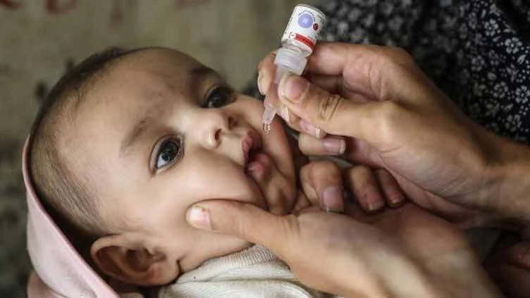 Pakistan reports 42nd polio case as vaccination campaign continues