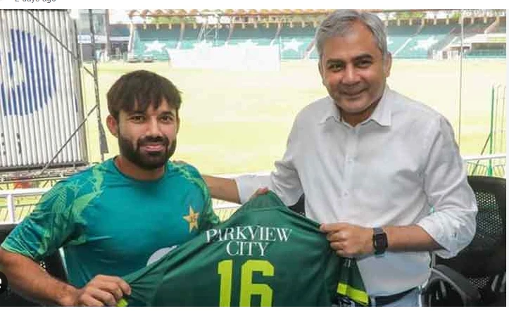 Rizwan, Salman call on PCB Chairman Naqvi before leaving on Australia tour