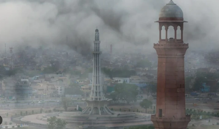 Green lockdown imposed in parts of Lahore to combat smog