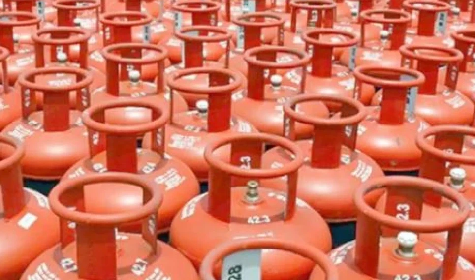 As winter approaches, government increases LPG price in Pakistan