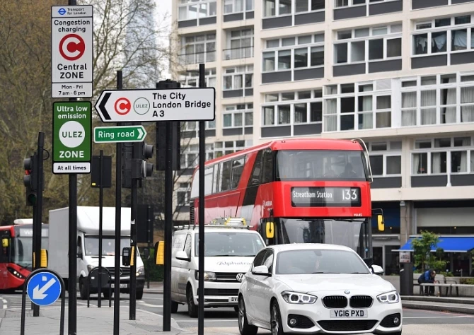 UK govt settles legal claim after girl's death linked to air pollution