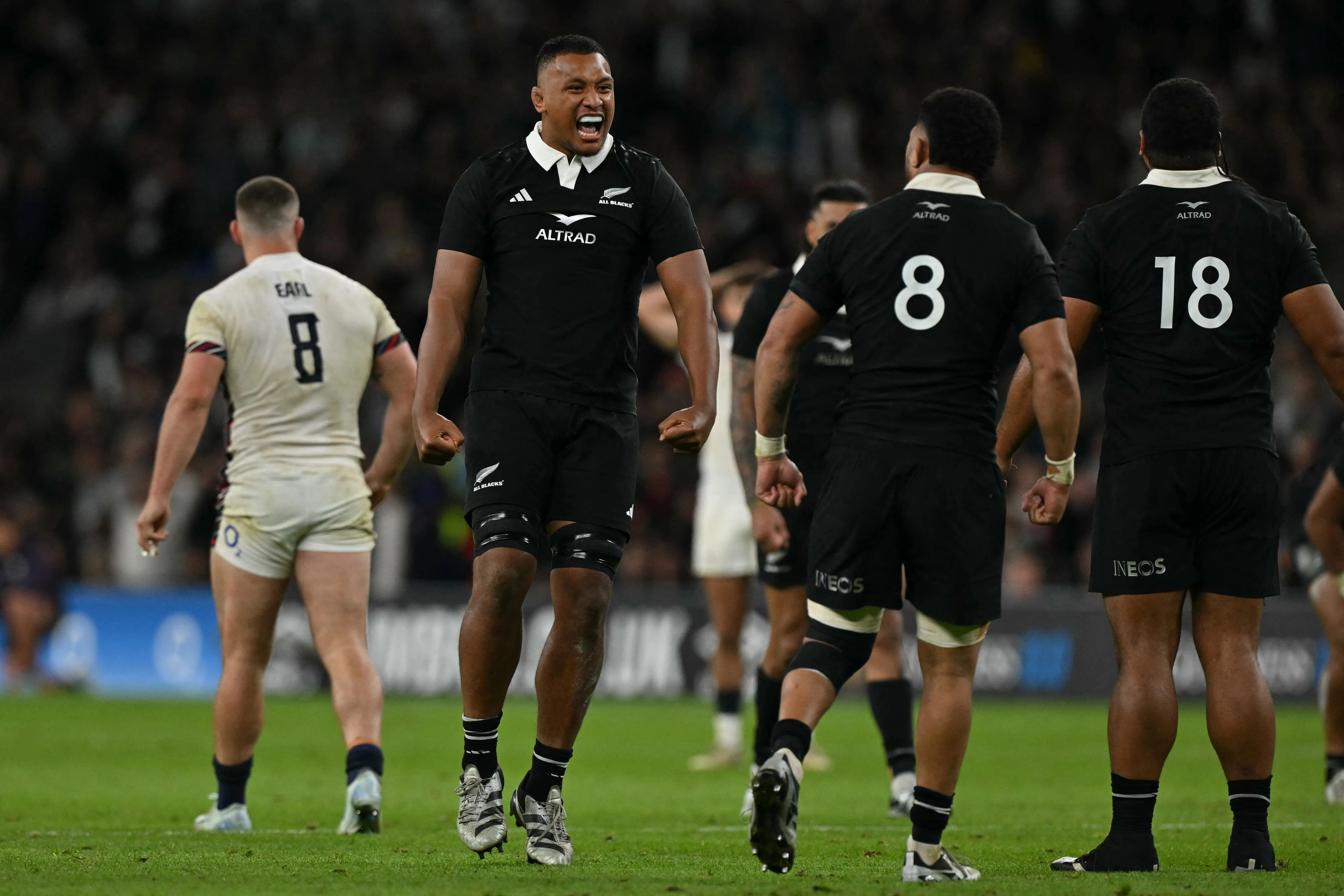 New Zealand secure narrow 24-22 victory over England in Twickenham thriller