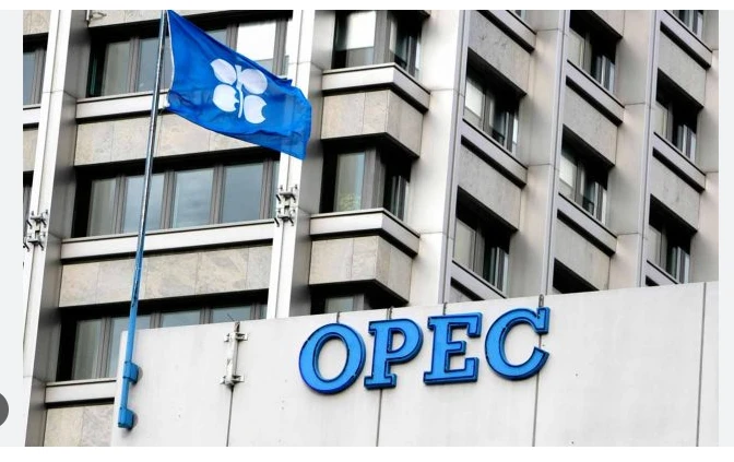 Eight OPEC+ members extend oil supply cuts until year end