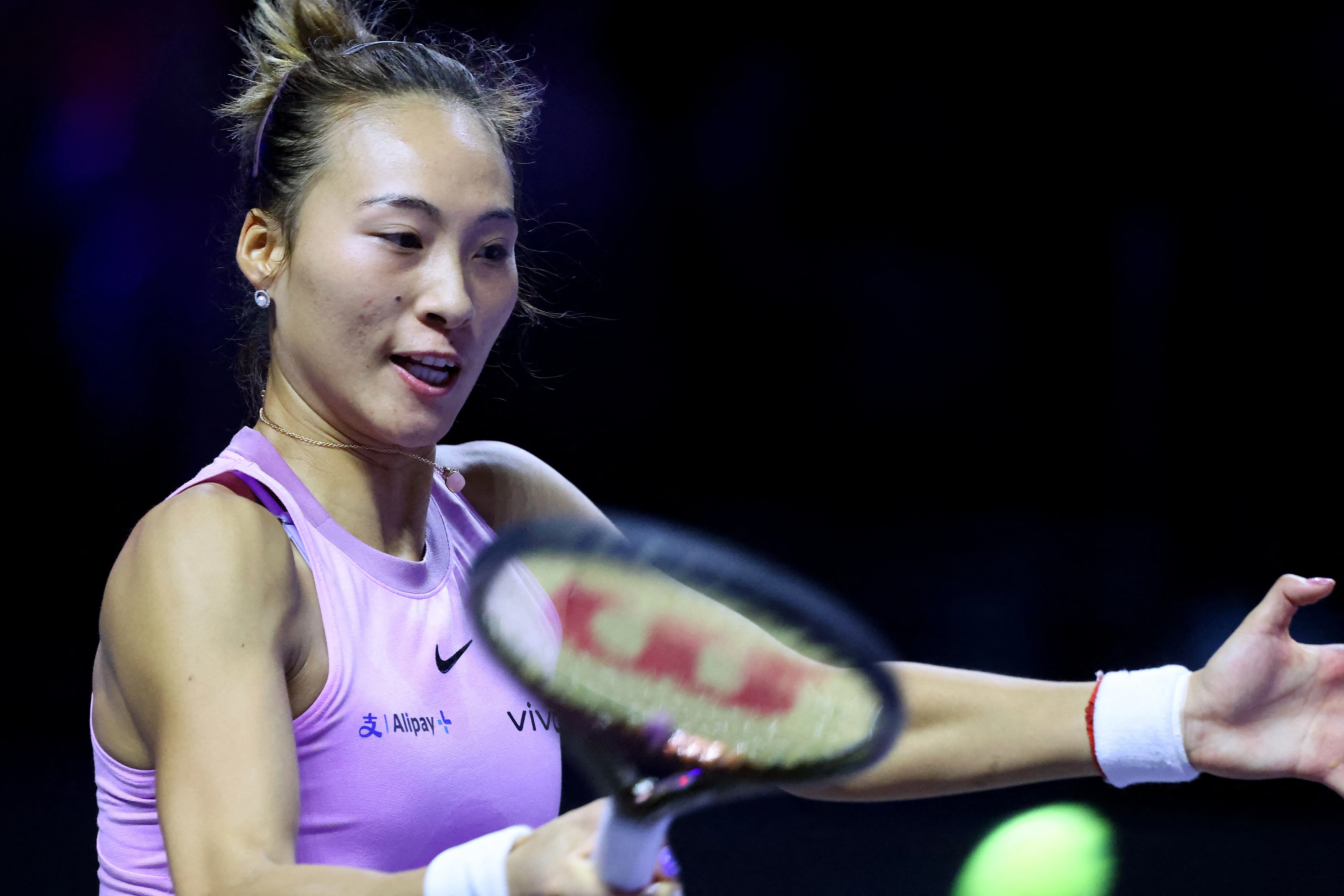 China's Zheng beats Rybakina at WTA Finals