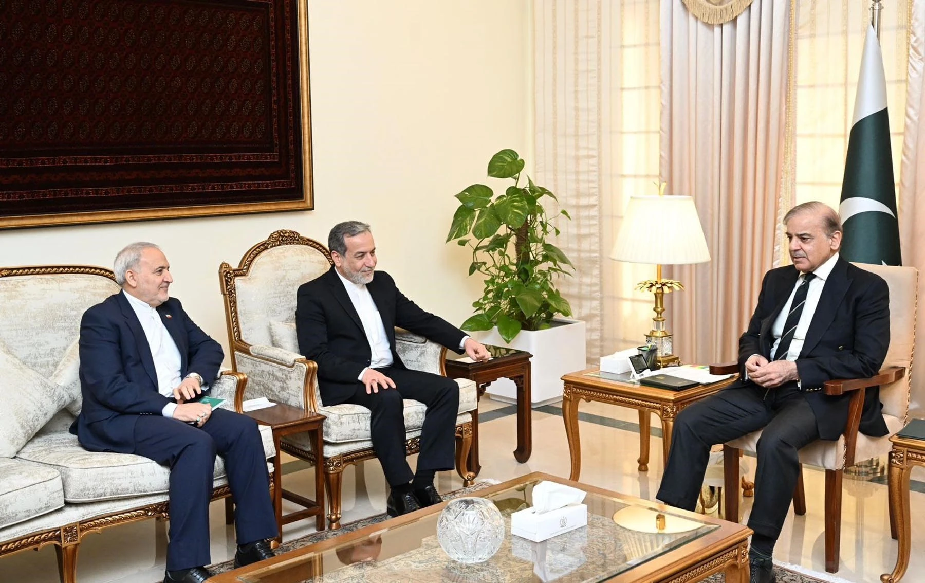 At meeting wit Iranian FM, PM Shehbaz calls for immediate ceasefire in Gaza