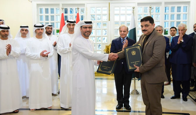 Pakistan signs 4 agreements with UAE in customs, rail, airport infrastructure, maritime sectors