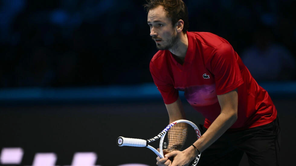 Medvedev loses his temper in defeat to Fritz at ATP finals