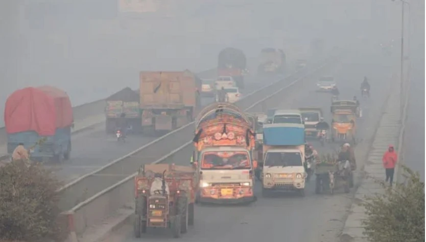 Massive crackdown launched against polluting vehicles, motorcycles in Lahore