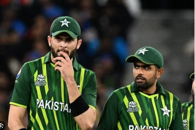 Pakistani players rule ICC ODI rankings