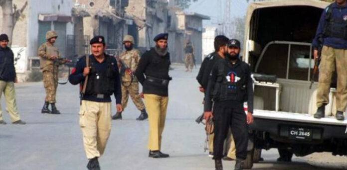 Suicide bomb blast misses police target in Charsadda