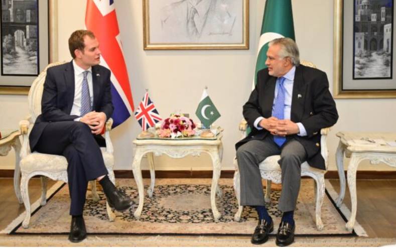 Pakistan, UK agree to deepen cooperation on climate change issues