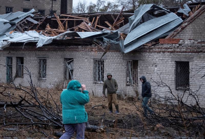 Dnipro residents reeling after devastating hypersonic missile strike