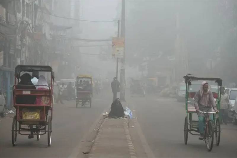 Mounting economic costs of India's killer smog