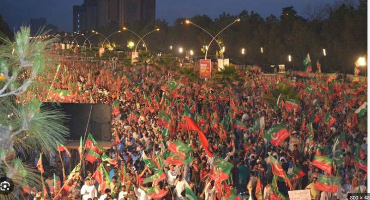 PTI plans to prolong its stay in Islamabad to a week