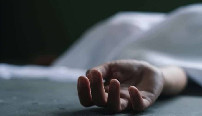 Woman dies in Larkana due to doctor’s negligence