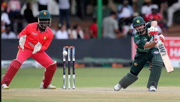 Pakistan set Zimbabwe target of 166 runs in first T20