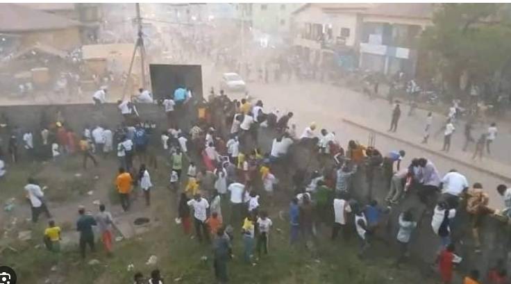 Dozens killed in clashes at Guinea football match