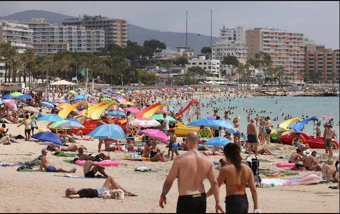 Spain’s new travel regulations spark privacy concerns