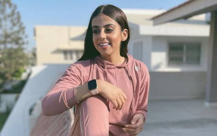 Yashma Gill shows off her badminton skills, video goes viral!