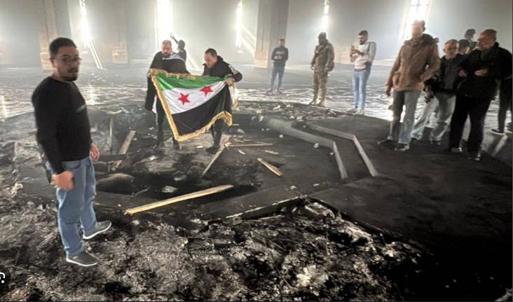 Syrian rebels burn down tomb of Bashar al-Assad’s father