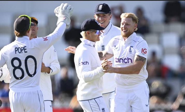 England fight back on even opening day of third NZ Test