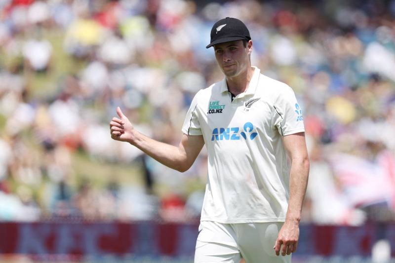 New Zealand power to 340-run lead in 3rd Test as England crumble 