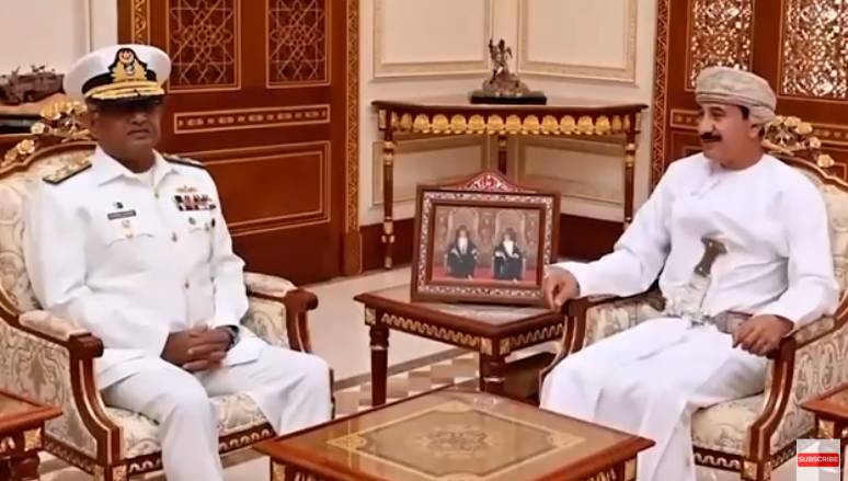 Naval Chief highlights Pakistan Navy’s operations against piracy, smuggling