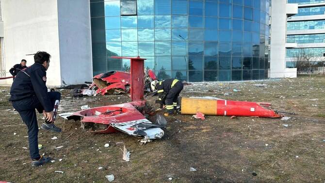 Helicopter crashes into Turkish hospital, killing four