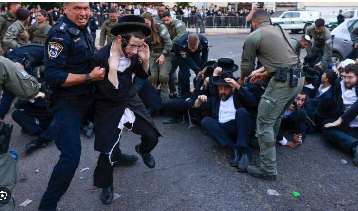 Israeli women mobilise against ultra-Orthodox military exemptions